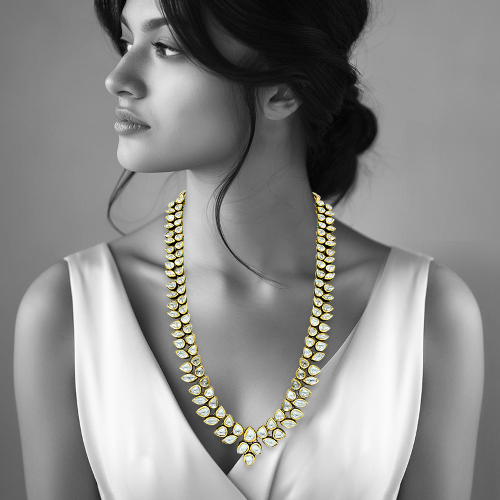 Polki Necklace with Seamless Contoured Design